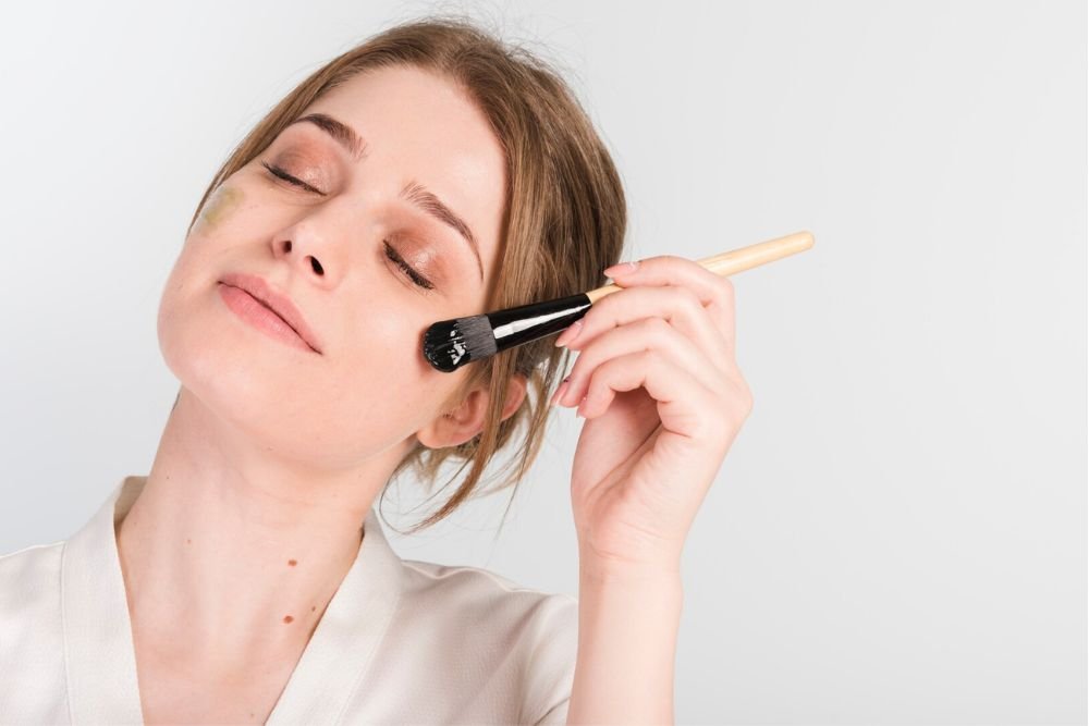 Blend the concealer in to your skin