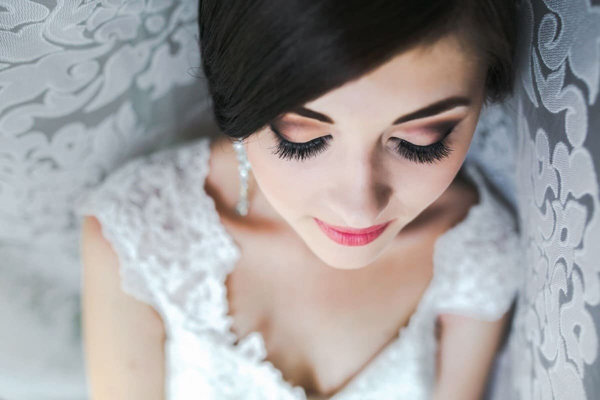 How To Do Your Own Wedding Makeup Like Professional Artist
