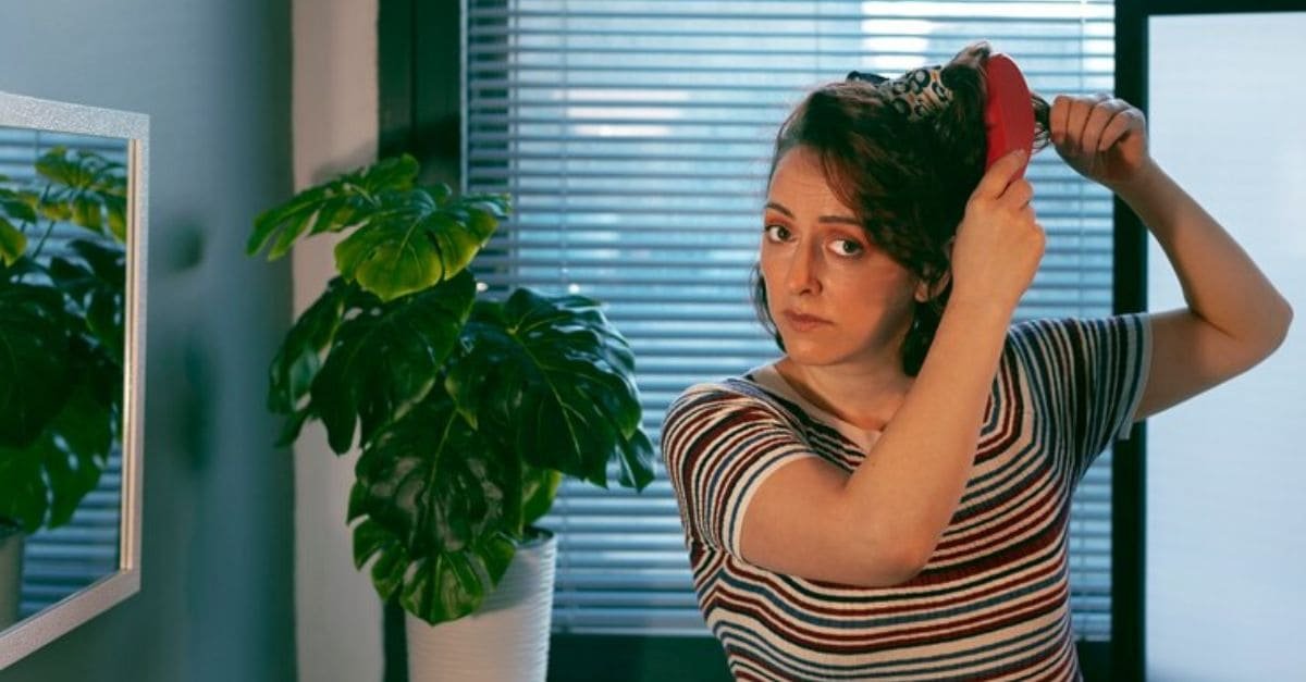 How to Get Rid of Dandruff