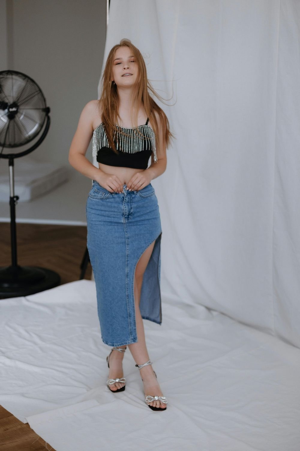 line denim maxi skirt