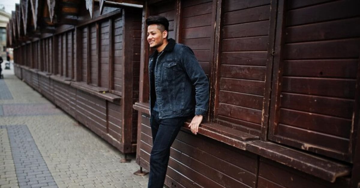 Black Jeans with Black Shirt