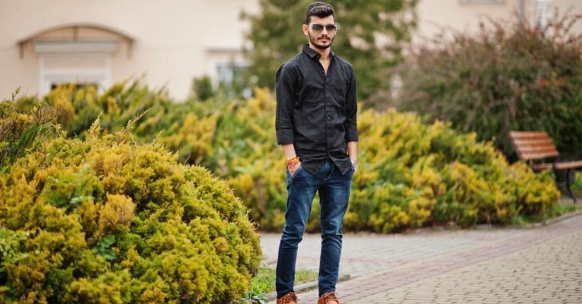 Jeans to Wear with Black Shirts
