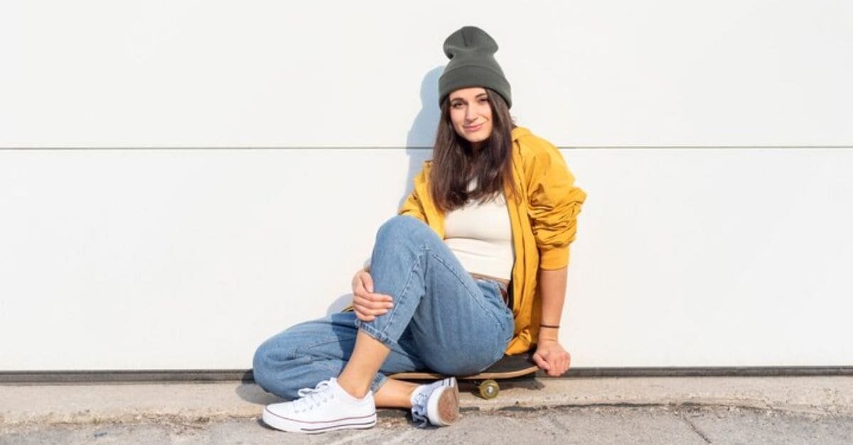 Skinny Jeans and Sneaker