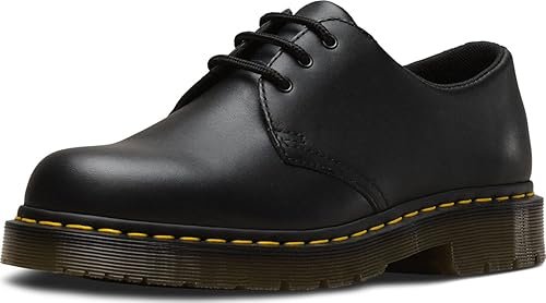 Martens Shoes for Women to Wear Men’s Shoes