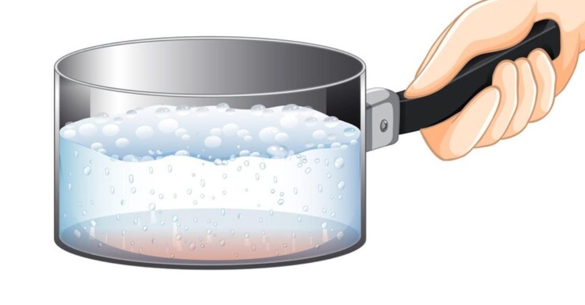 Lukewarm Water for Cleaning Makeup Brushes