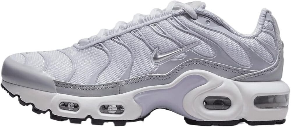 Average Weight of Sneakers